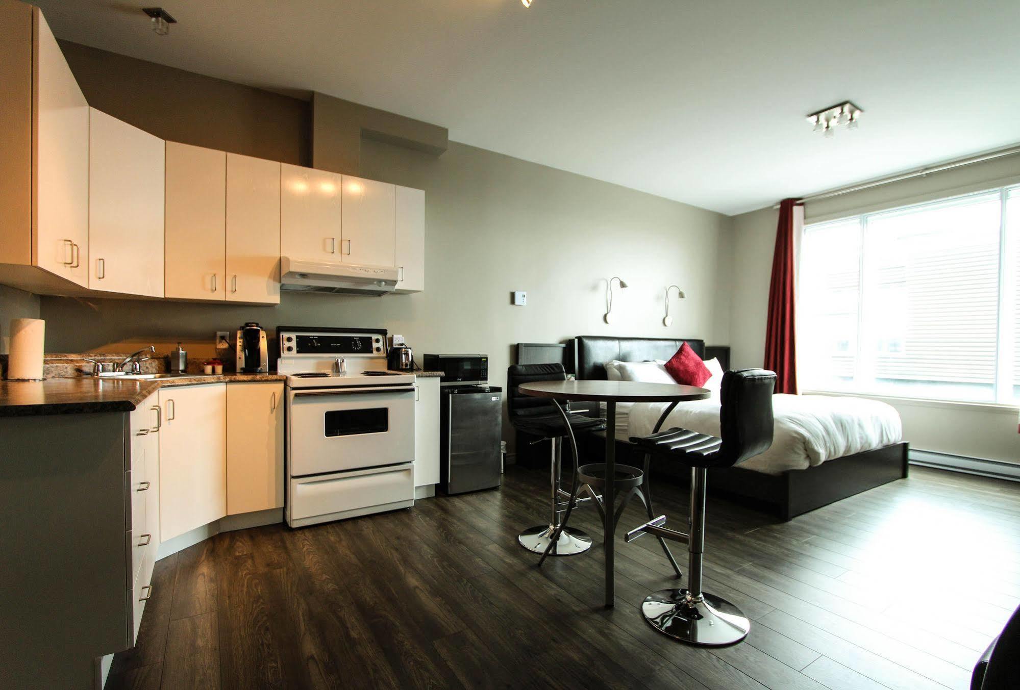 Hotel Saint-Germain Rimouski Eksteriør billede